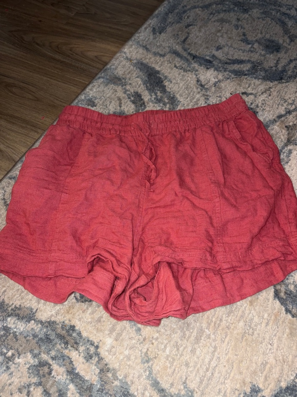 dip Red High-Waist Linen-Blend Shorts